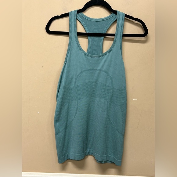Lululemon Swiftly Tech Racerback Green Tank Top Size 8 - Picture 1 of 5